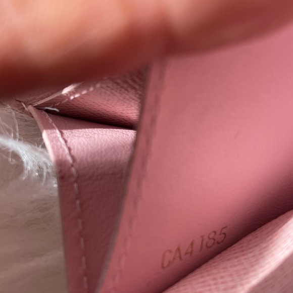 Authentic Louis Vuitton Caissa Wallet - Picture 12 of 14